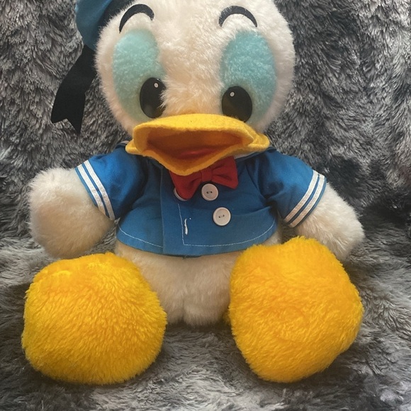 Vintage Donald Duck Plush Toy Doll
Disney Japan Sun and Star RARE
Collectible - Picture 3 of 16